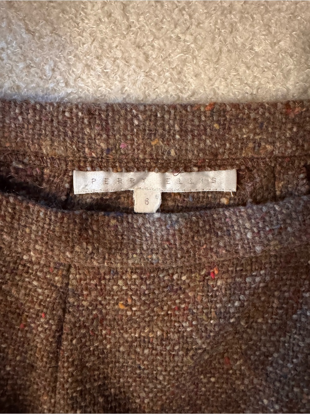 Vintage 70’s Wool Perry Ellis Long Skirt: 26 Waist - Picture 4 of 5